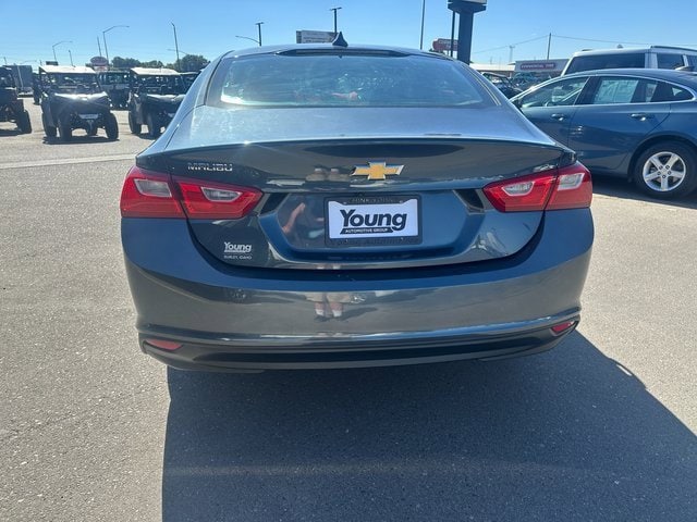 2019 Chevrolet Malibu LS photo 4