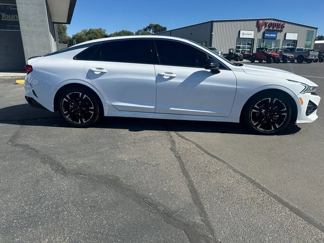 2022 Kia K5 GT-Line photo 2