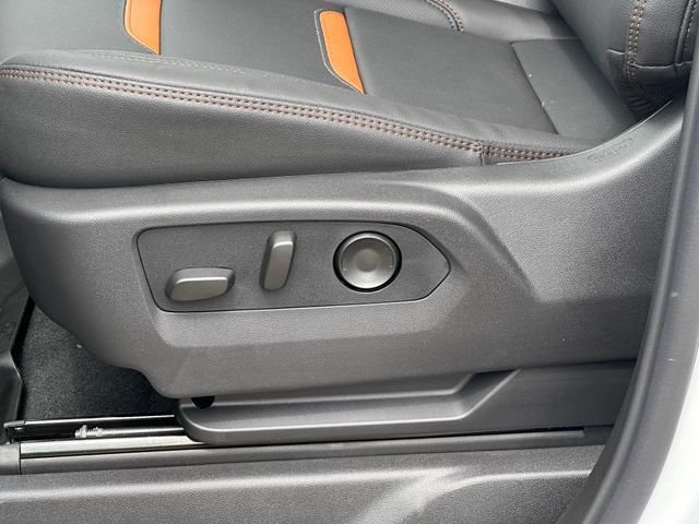 2026 GMC Sierra 1500 AT4 - Photo 19