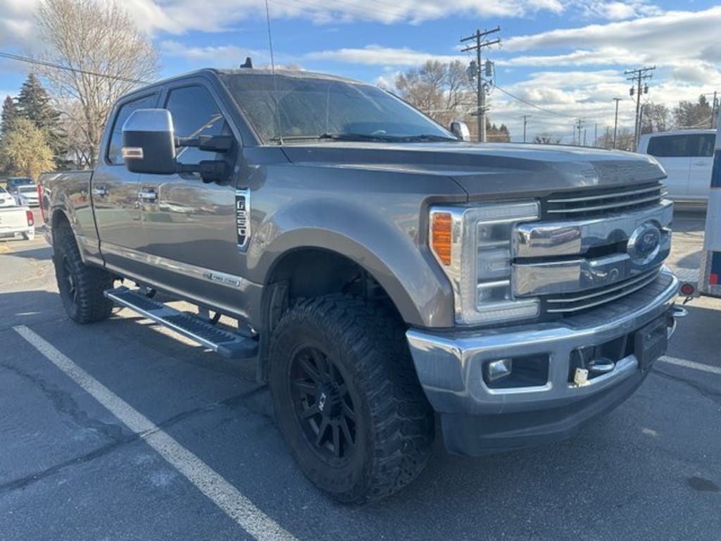 Used 2019 Ford Super Duty F-350 SRW XL Truck Crew Cab