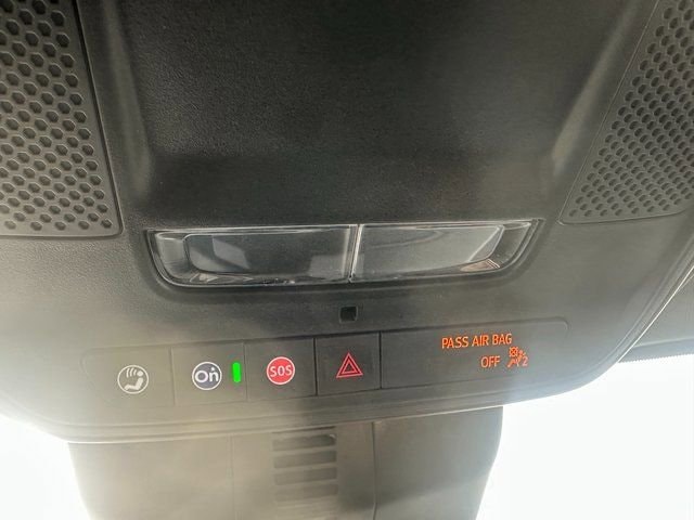 2025 GMC Acadia AT4 - Photo 30