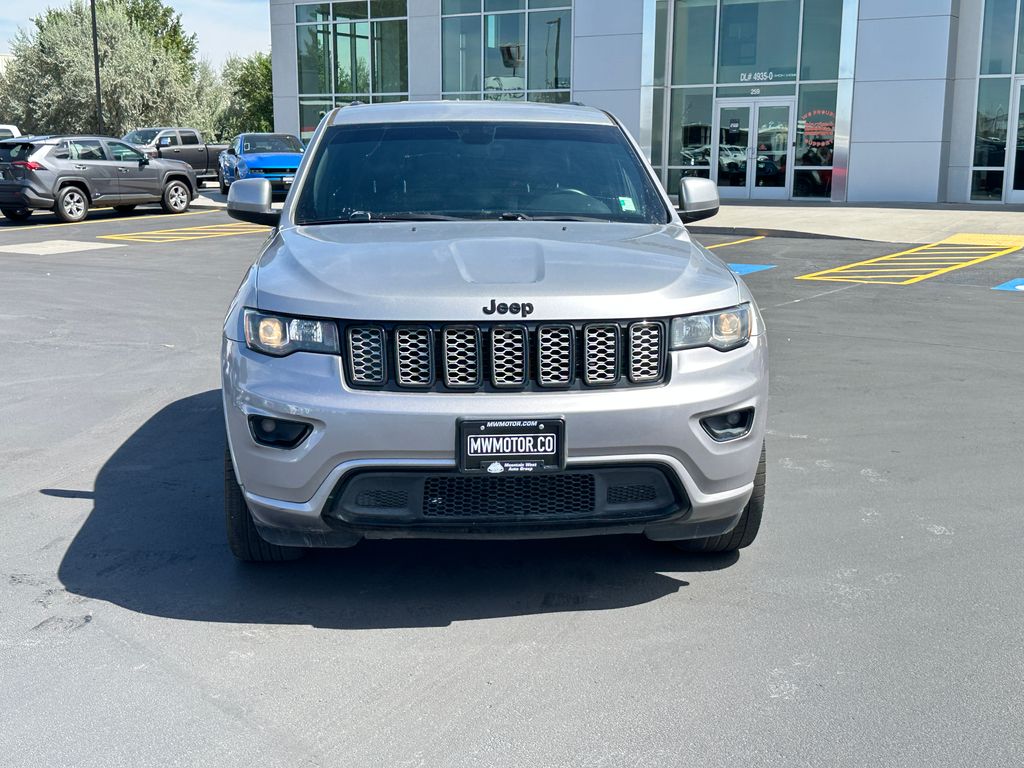 Used 2017 Jeep Grand Cherokee Altitude with VIN 1C4RJFAG7HC881549 for sale in Burley, ID