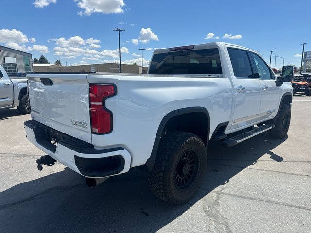 2024 Chevrolet Silverado 2500HD High Country photo 3