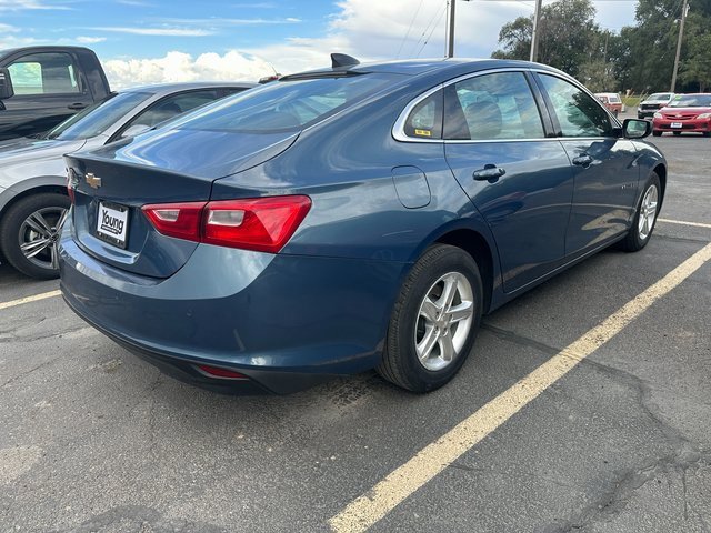 2024 Chevrolet Malibu LS photo 2