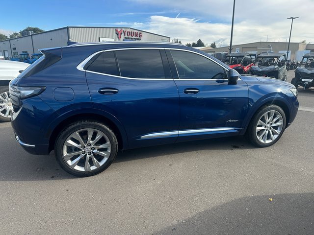 2023 Buick Envision Avenir photo 2