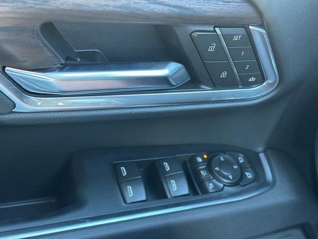 2025 GMC Sierra 2500HD SLT - Photo 41