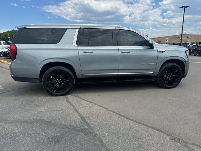 2025 Gmc Yukon XL photo 2