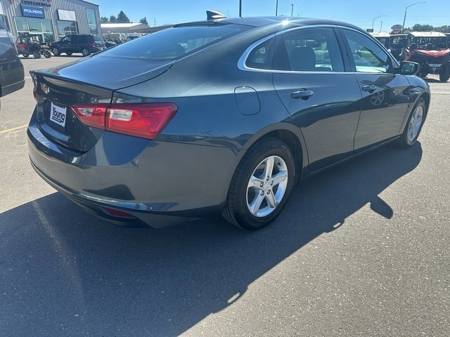 2019 Chevrolet Malibu LS photo 3