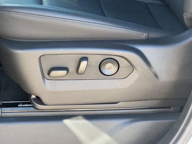 2025 GMC Sierra 2500HD SLT - Photo 24