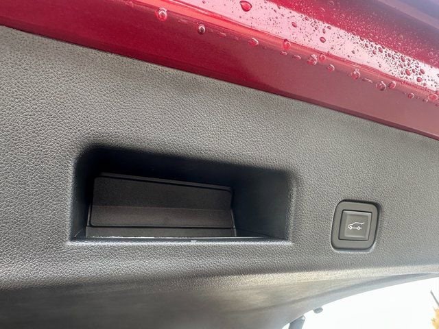 2025 GMC Acadia AT4 - Photo 15