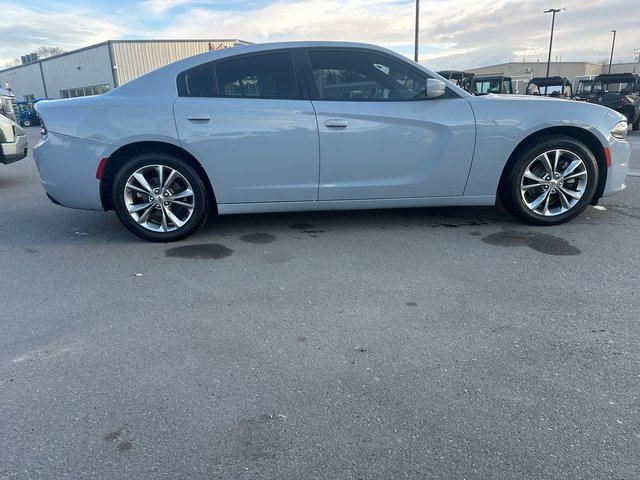 2021 Dodge Charger SXT photo 2