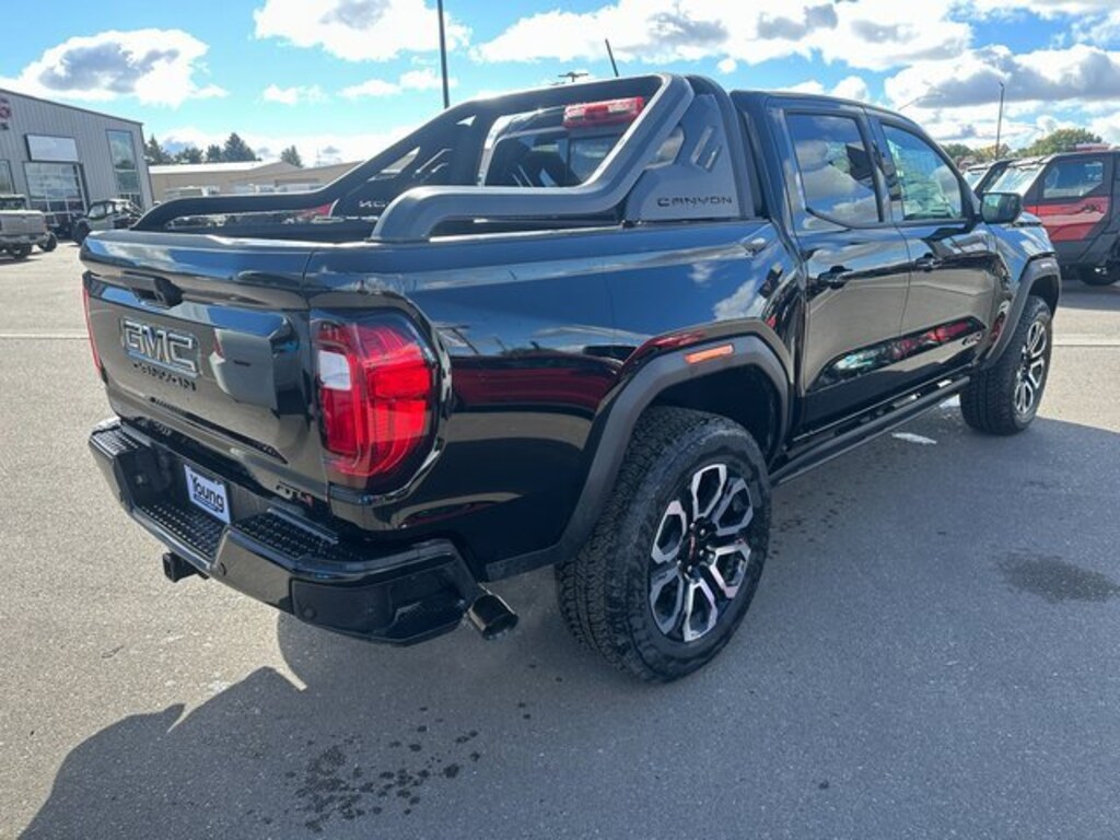 New 2025 GMC Canyon AT4 Truck