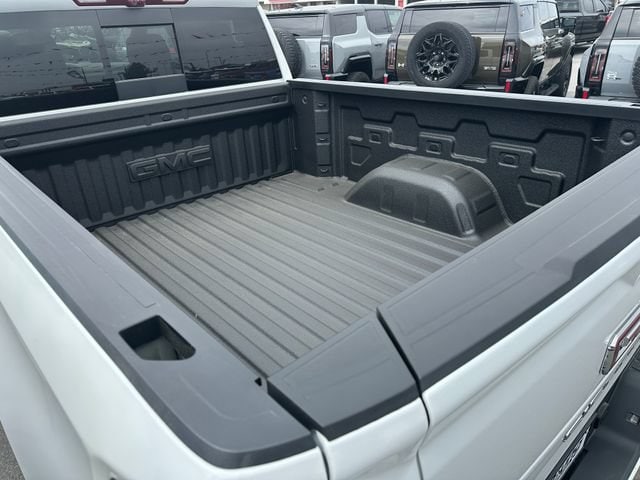 2026 GMC Sierra 1500 AT4 - Photo 13