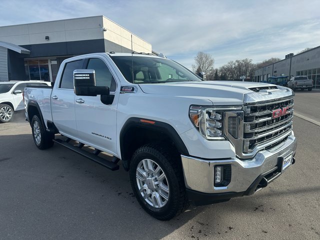 2022 GMC Sierra SLT's photo