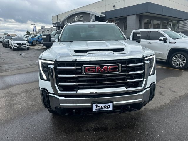 2025 Gmc Sierra 2500 HD SLE photo 4