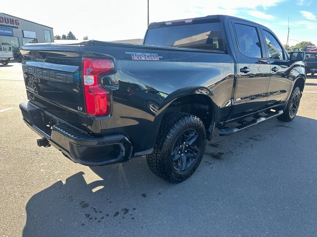 2020 Chevrolet Silverado 1500 LT Trail Boss photo 2