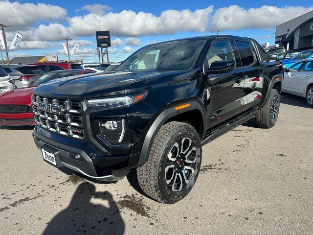 2025 GMC Canyon AT4 - Photo 8
