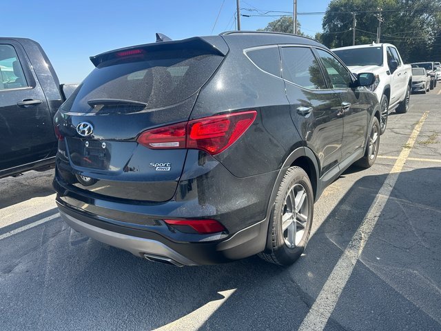 2018 Hyundai Santa Fe Sport photo 2