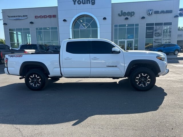 2021 Toyota Tacoma TRD Double Cab photo 2