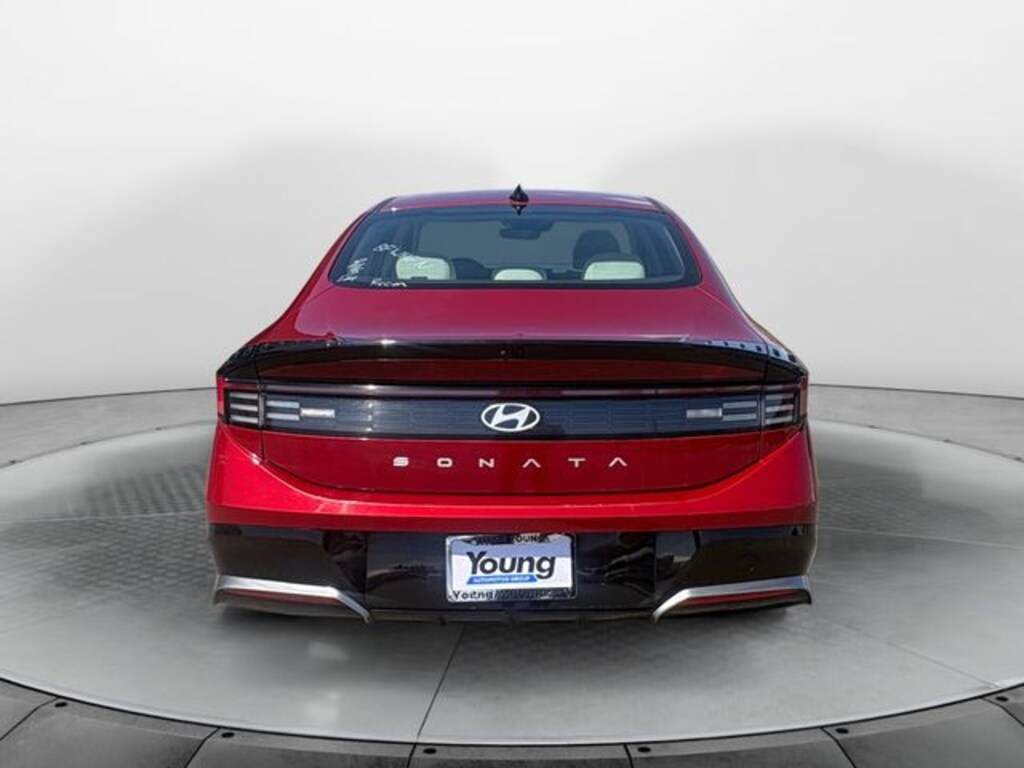 Used 2024 Hyundai Sonata SEL Sedan