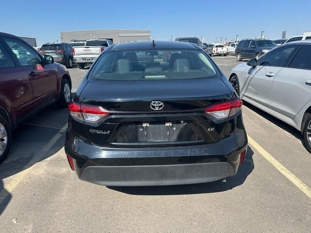 2023 Toyota Corolla LE photo 3