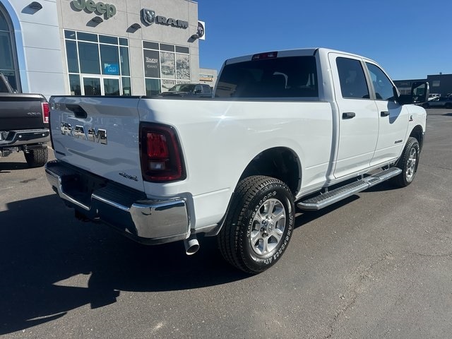 2025 Ram 2500 Big Horn photo 3