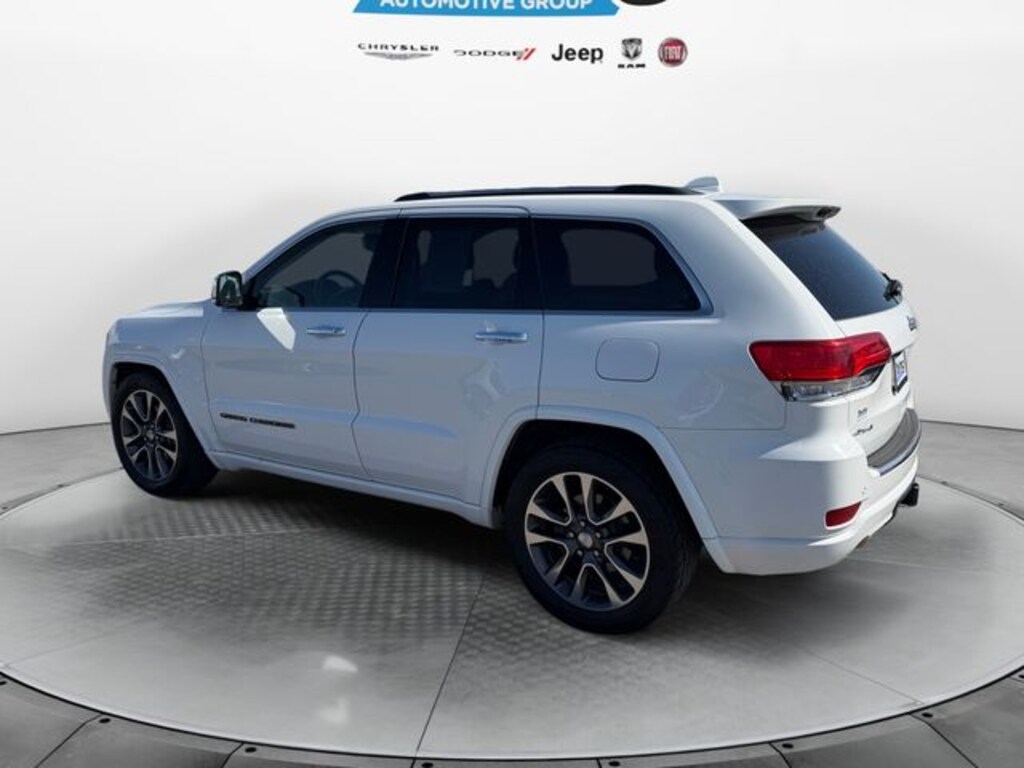 Used 2017 Jeep Grand Cherokee Overland 4x4 SUV