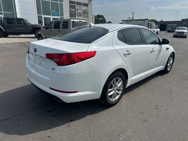 2013 Kia Optima LX photo 3