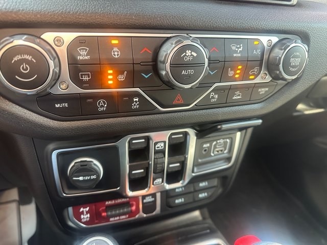 View 25