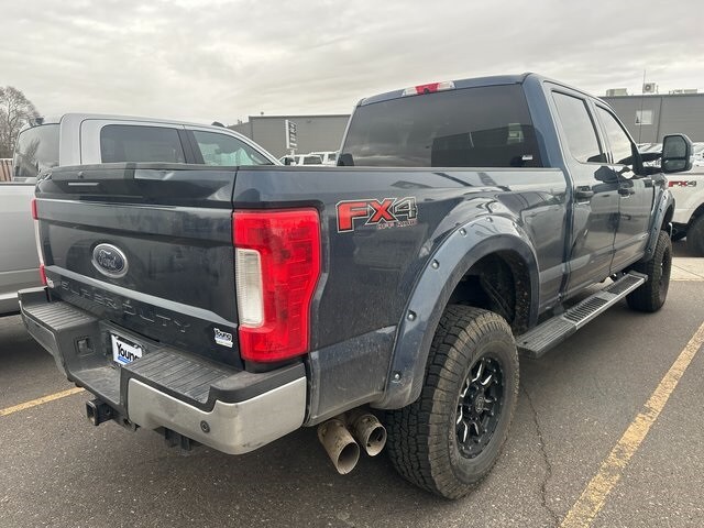 2018 Ford F-250 photo 2