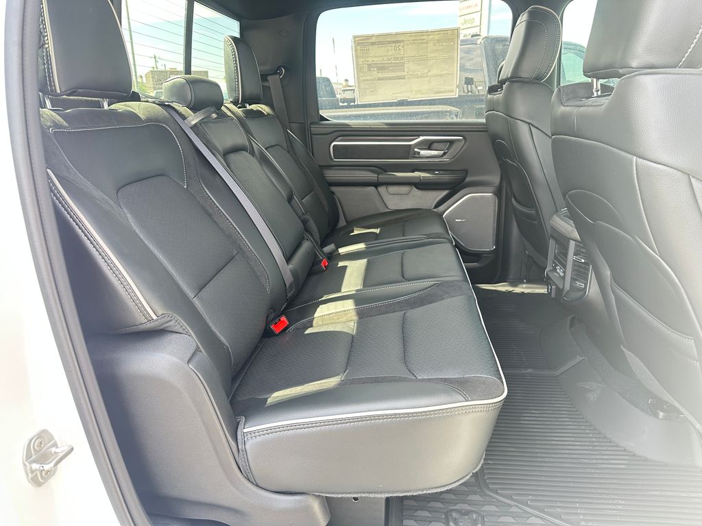 2026 RAM 1500 Laramie - Photo 29