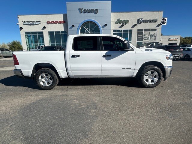 2026 Ram 1500 Tradesman photo 2