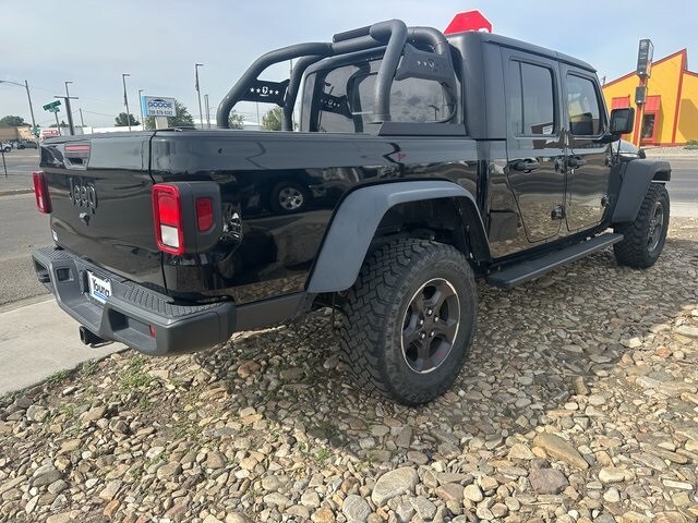 2020 Jeep Gladiator Sport photo 3