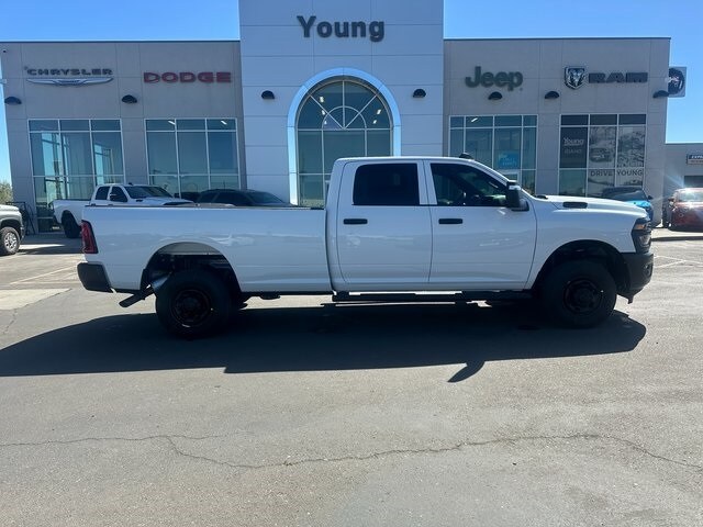 2026 Ram 2500 Tradesman photo 2