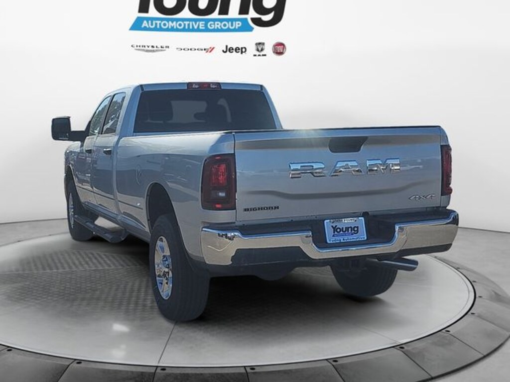New 2026 Ram 3500 BIG HORN CREW CAB 4X4 8' BOX Pickup