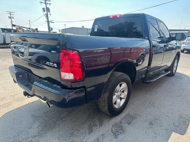2018 Ram 1500 Tradesman photo 2