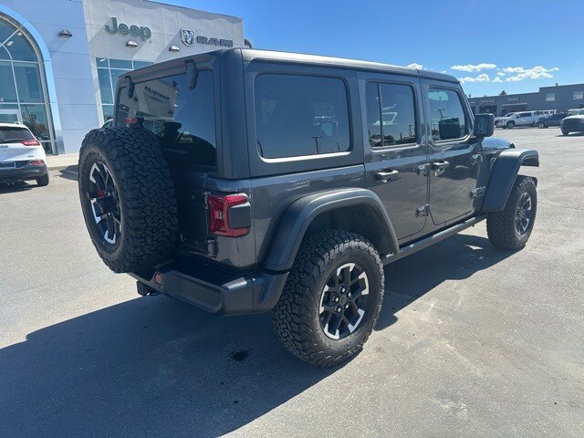 2024 Jeep Wrangler Rubicon 4xe photo 3
