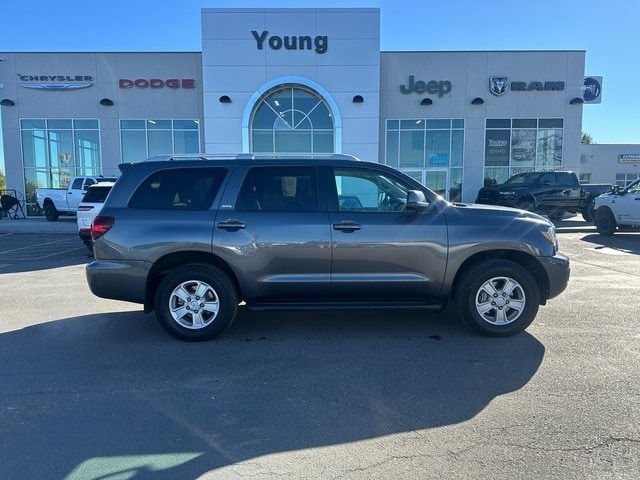 2020 Toyota Sequoia SR5 Sport photo 2