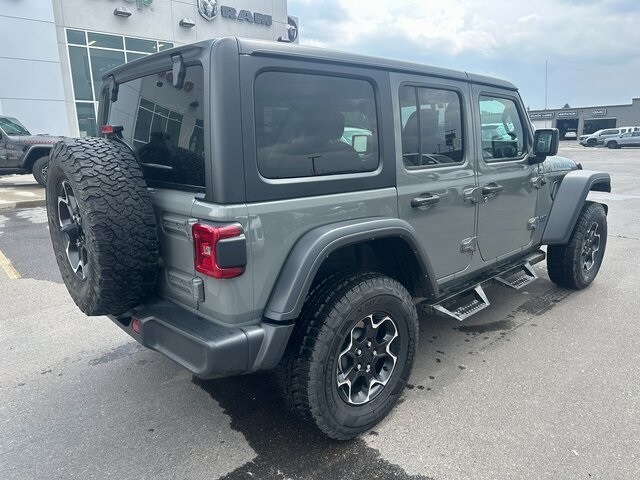 2022 Jeep Wrangler 4xe Unlimited Rubicon photo 3