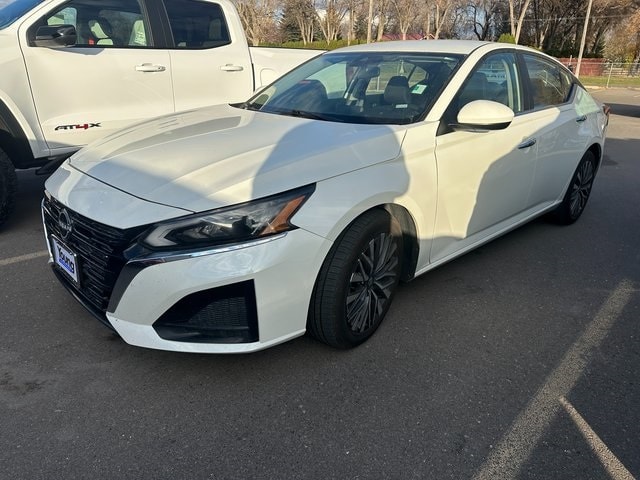 2023 Nissan Altima 2.5 SV photo 4