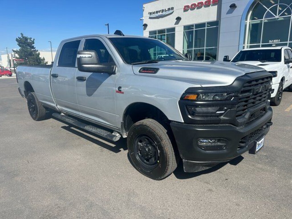 New 2026 Ram 2500 TRADESMAN CREW CAB 4X4 8' BOX Pickup