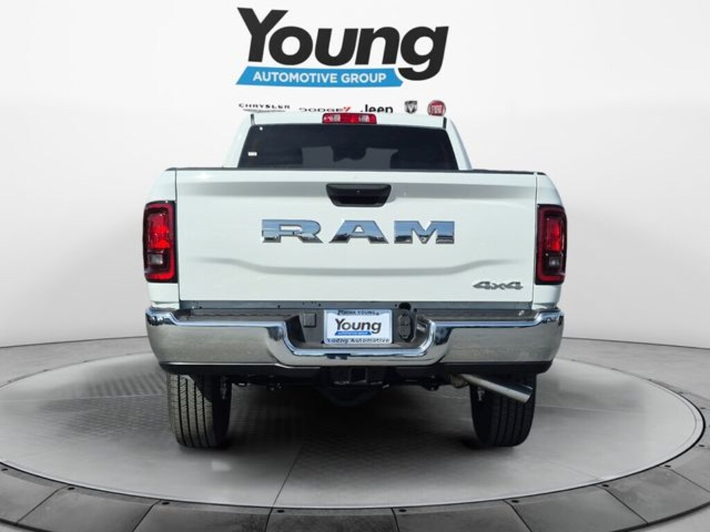 New 2026 Ram 2500 TRADESMAN CREW CAB 4X4 8' BOX Pickup