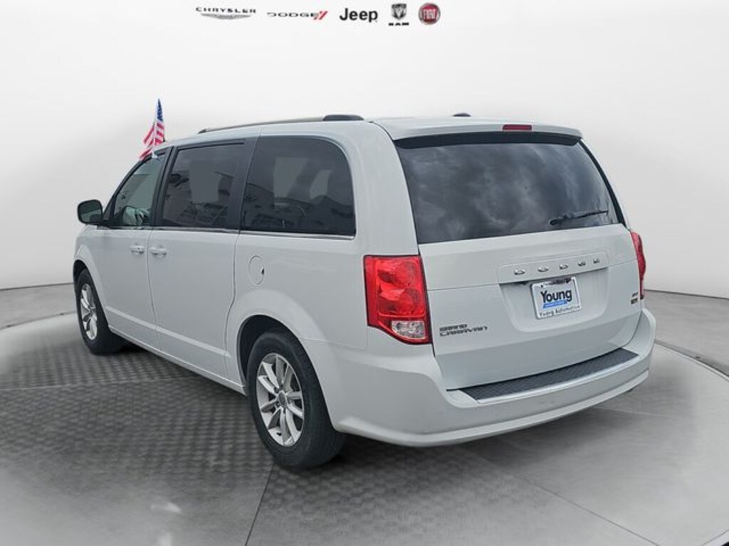Used 2018 Dodge Grand Caravan SXT Van Passenger Van