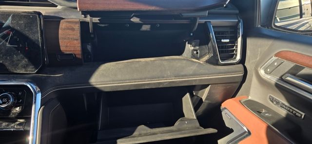 2025 GMC Sierra 1500 Denali Ultimate - Photo 28