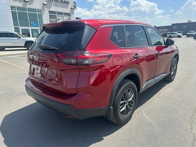2024 Nissan Rogue S photo 3