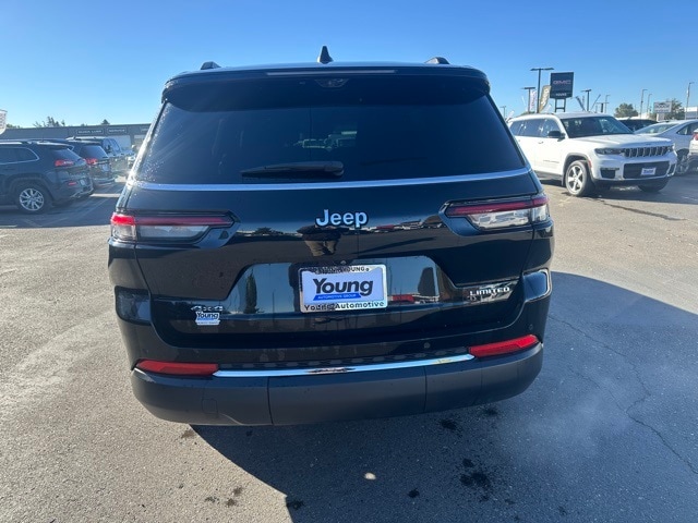 2023 Jeep Grand Cherokee Limited photo 4