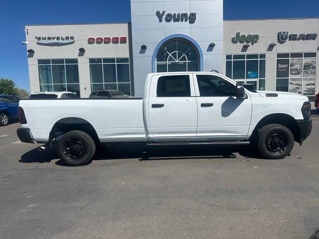 2026 Ram 2500 Tradesman photo 2