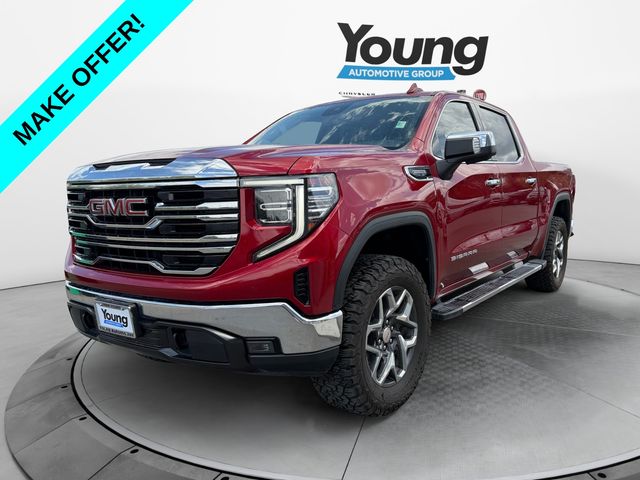 2023 GMC Sierra 4WD Crew Cab Short Box SLT's photo