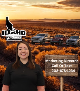 Staff member Jasmine Chavez from ID_1985ad35904d