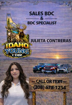 Staff member Julieta Contreras from ID_af5f6d83b1e2